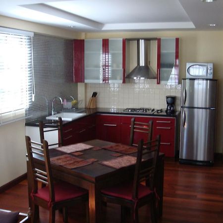 Sunset Apartment Phuket Patong Esterno foto